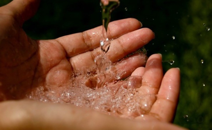 Lỗi nước thải vẫn chảy trong khi máy lọc nước đã dừng hoạt động 