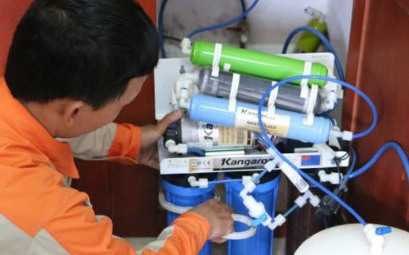 Vệ sinh bộ lọc thẩm thấu ngược